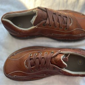 Dr. Martens Oxford brown mens shoes